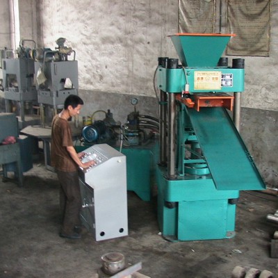 永州市全自动液压焦煤压块机使用范围广 压制密度广泛Y